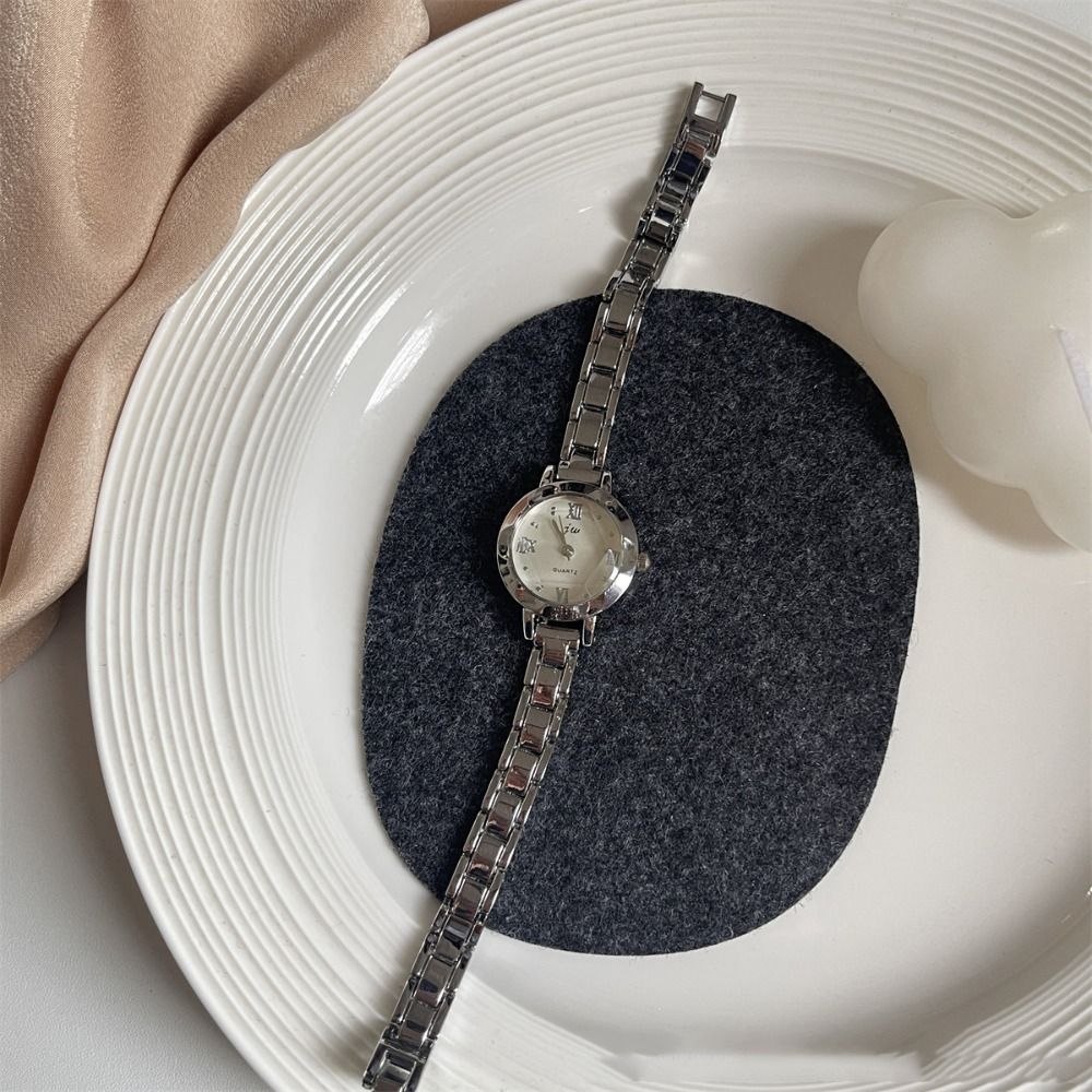 Fashionable Exquisite Golden W - đánh giá và giá Smartwatch Luxury Watches For Women