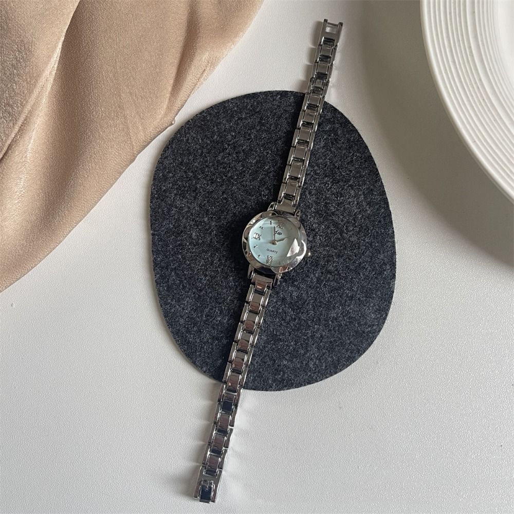 Fashionable Exquisite Golden W - đánh giá và giá Smartwatch Luxury Watches For Women